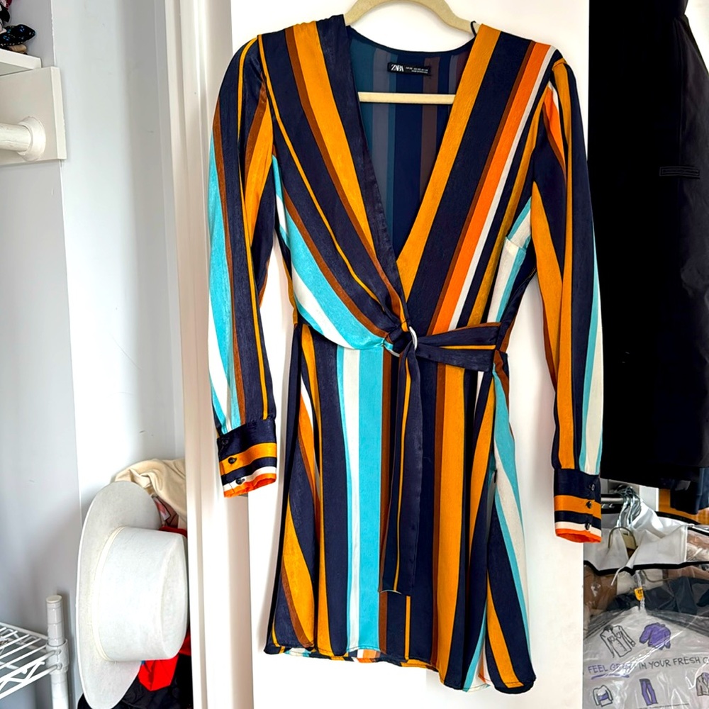 Beautiful colorful Zara dress